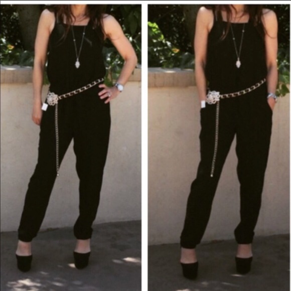 ✨LAST ONE ✨chic black jumpsuit overalls - Picture 4 of 5